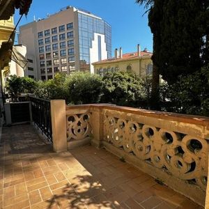 Property in Musicians Quarter