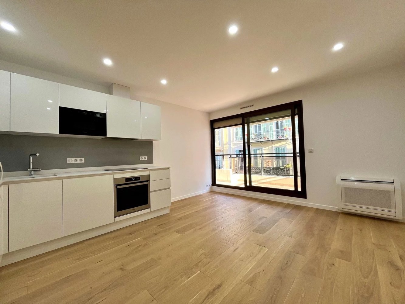 Property photo in Carre d'Argent