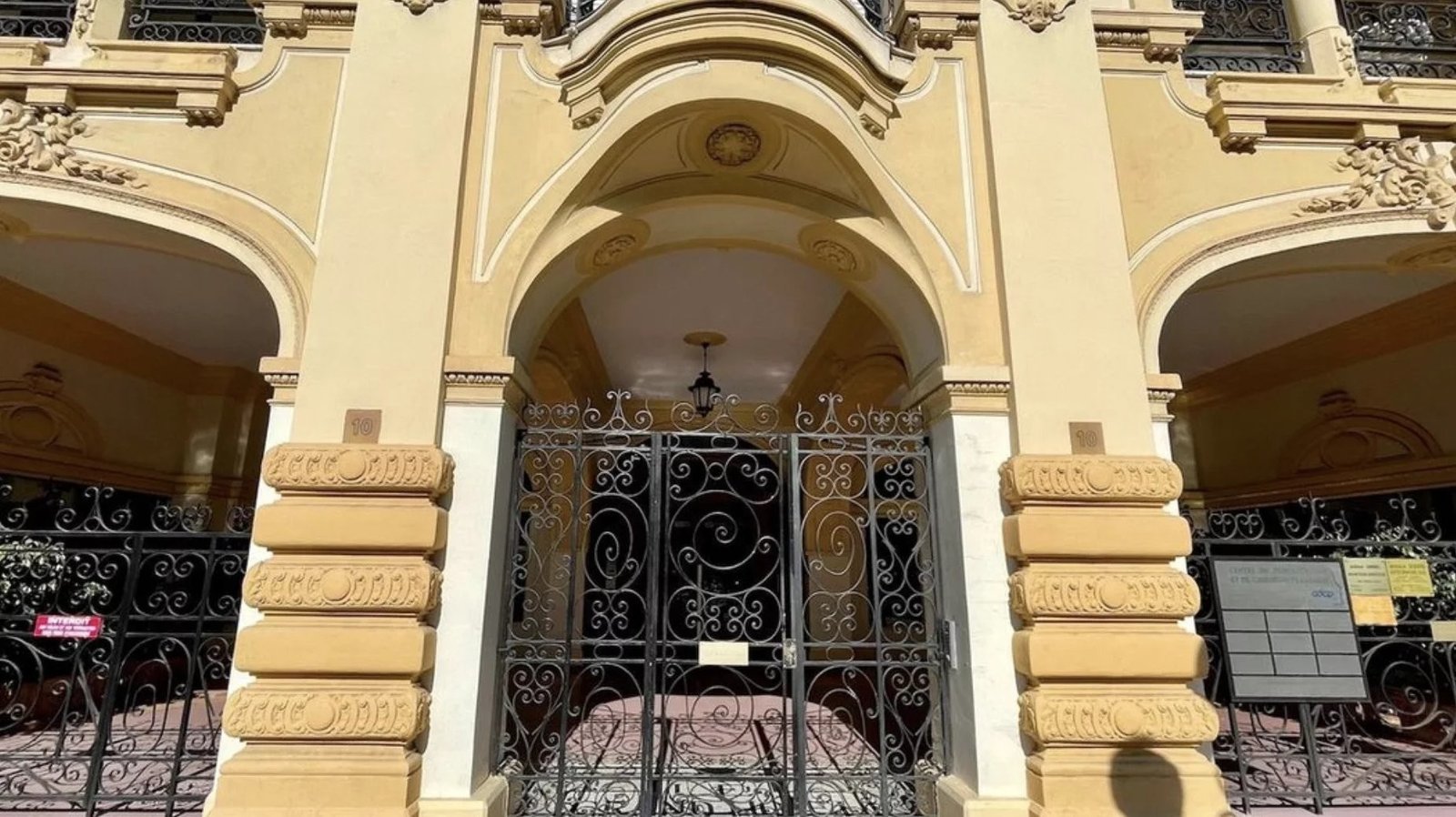 Property photo in Carre d'Argent