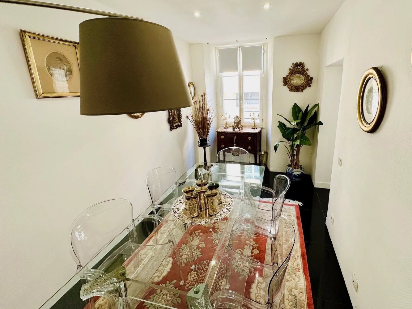 Property photo in Carre d'Argent