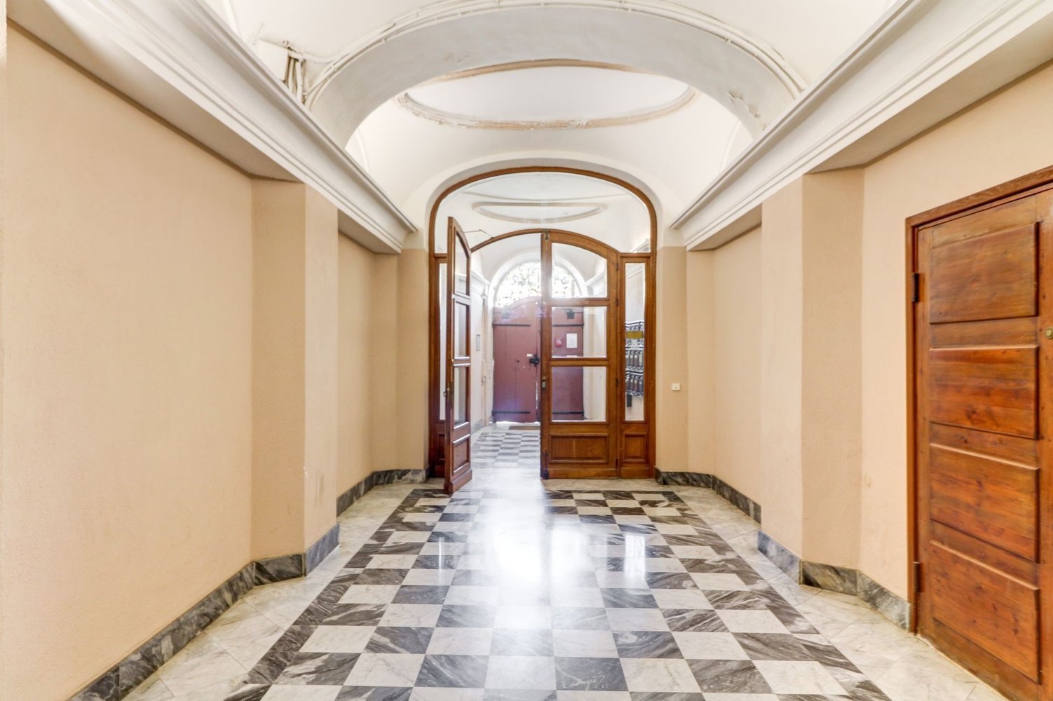 Property photo in Port