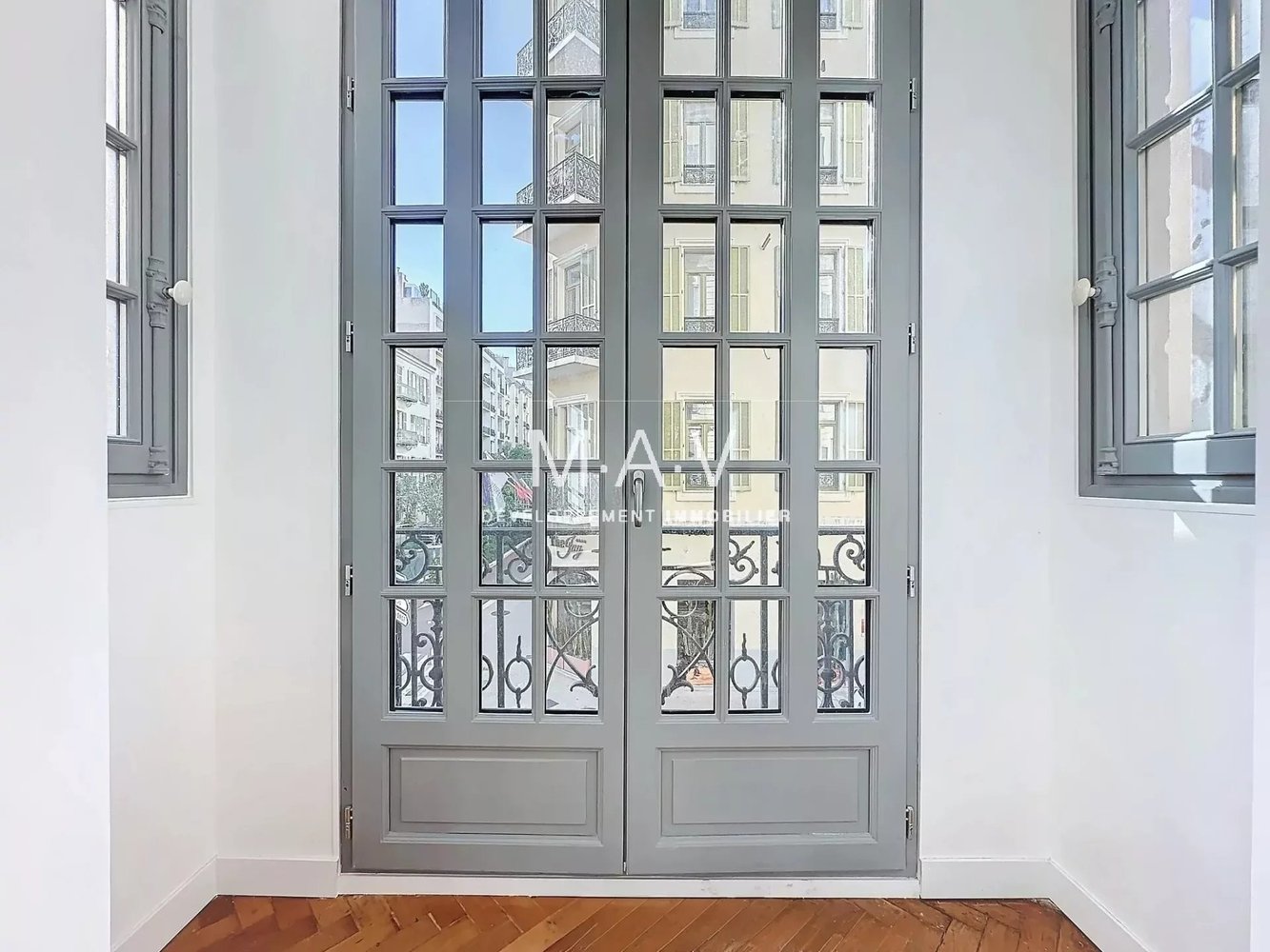 Property photo in Carre d'Or