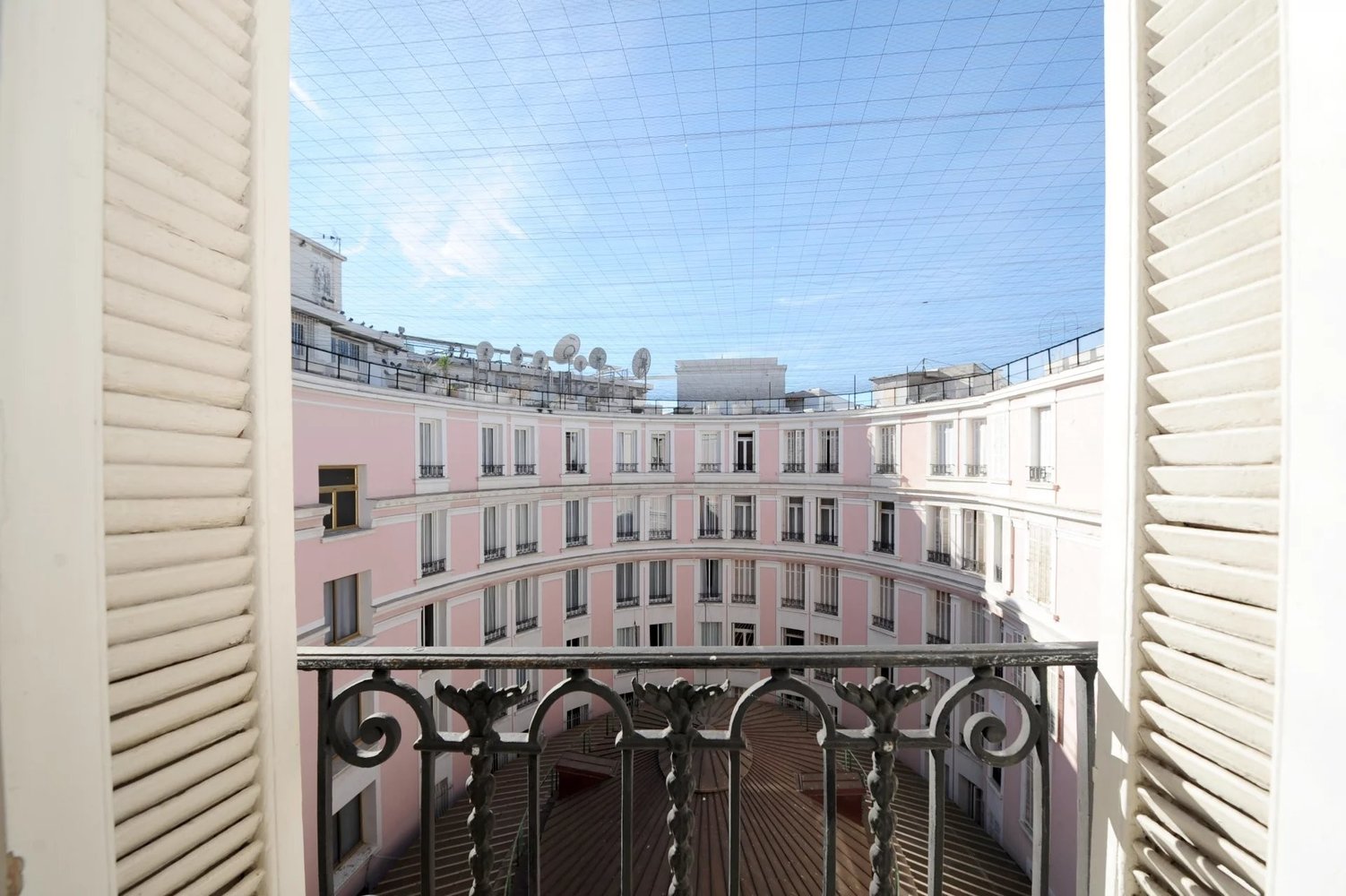 Property photo in Carre d'Or