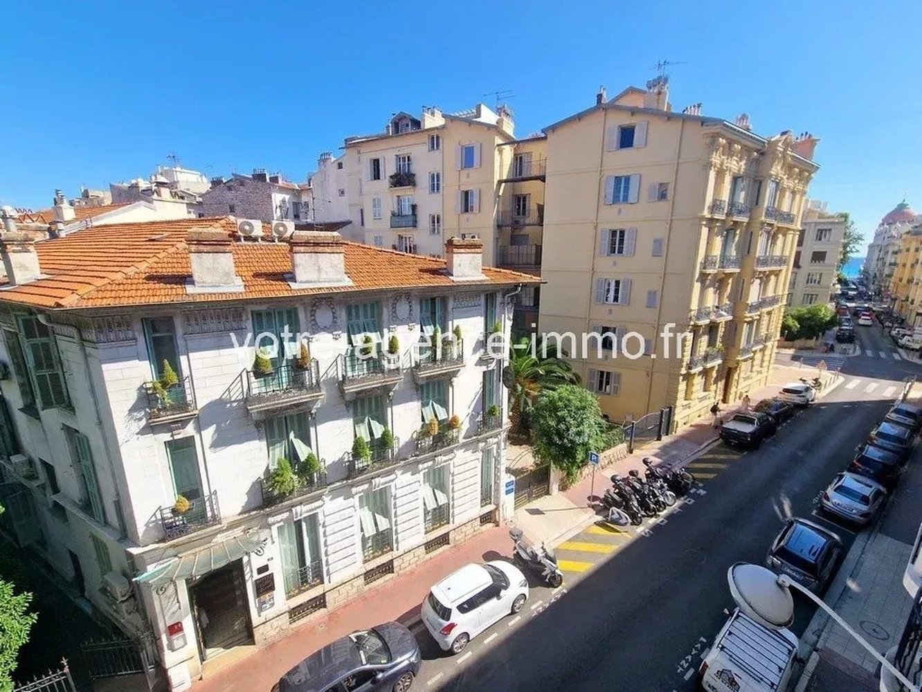 Property photo in Carre d'Or
