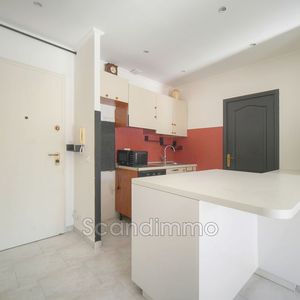 Property in Carre d'Or