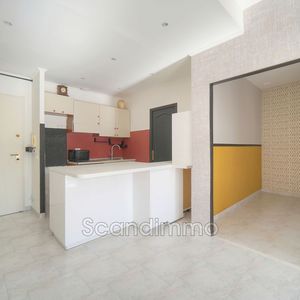 Property in Carre d'Or