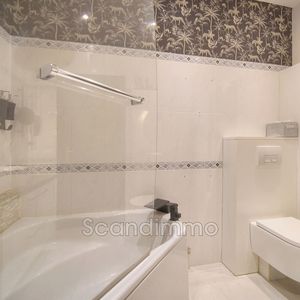 Property in Carre d'Or