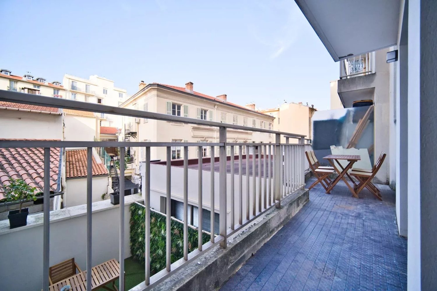 Property photo in Carre d'Or