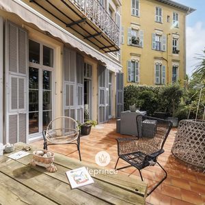 Property in Old Town