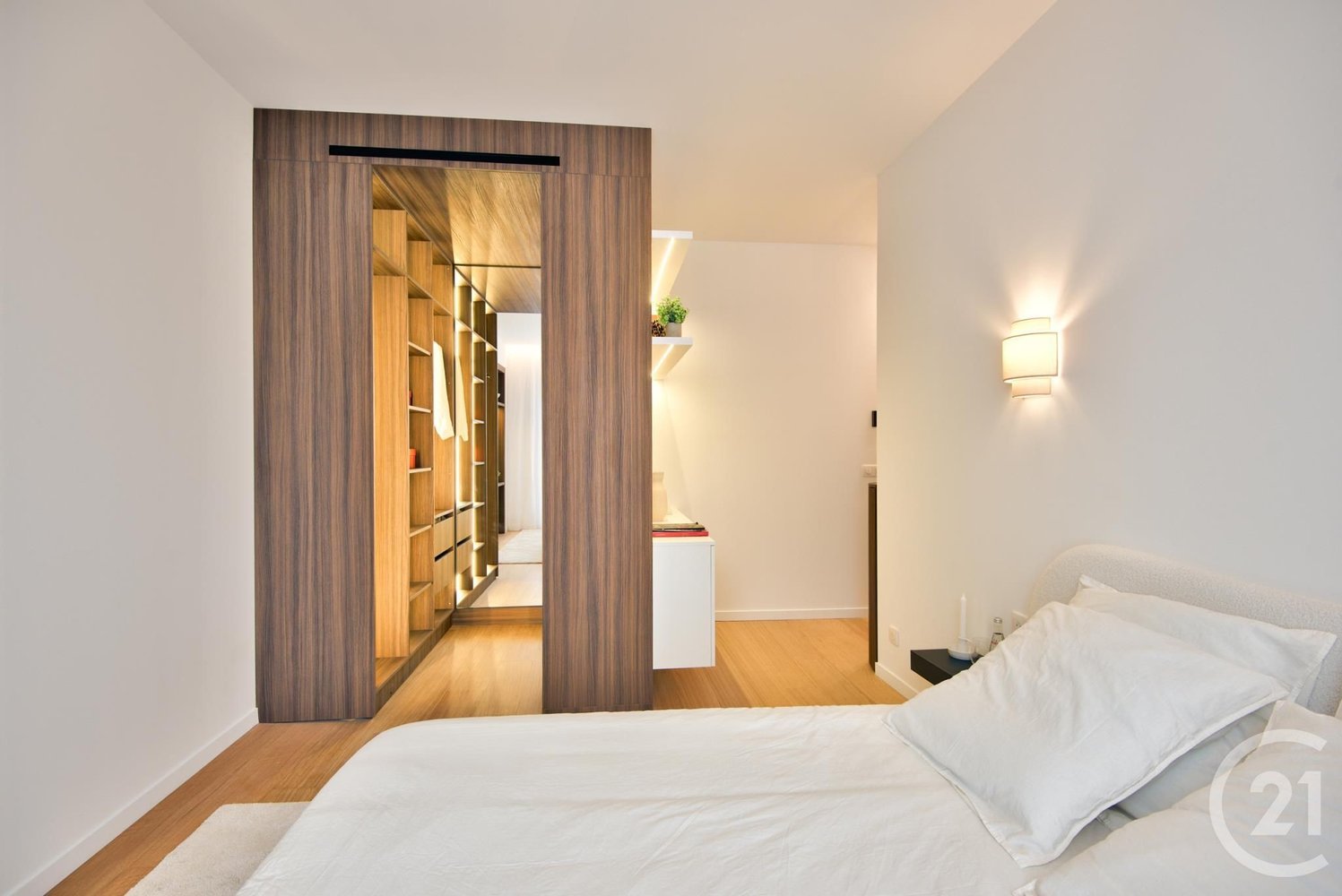 Property photo in Port