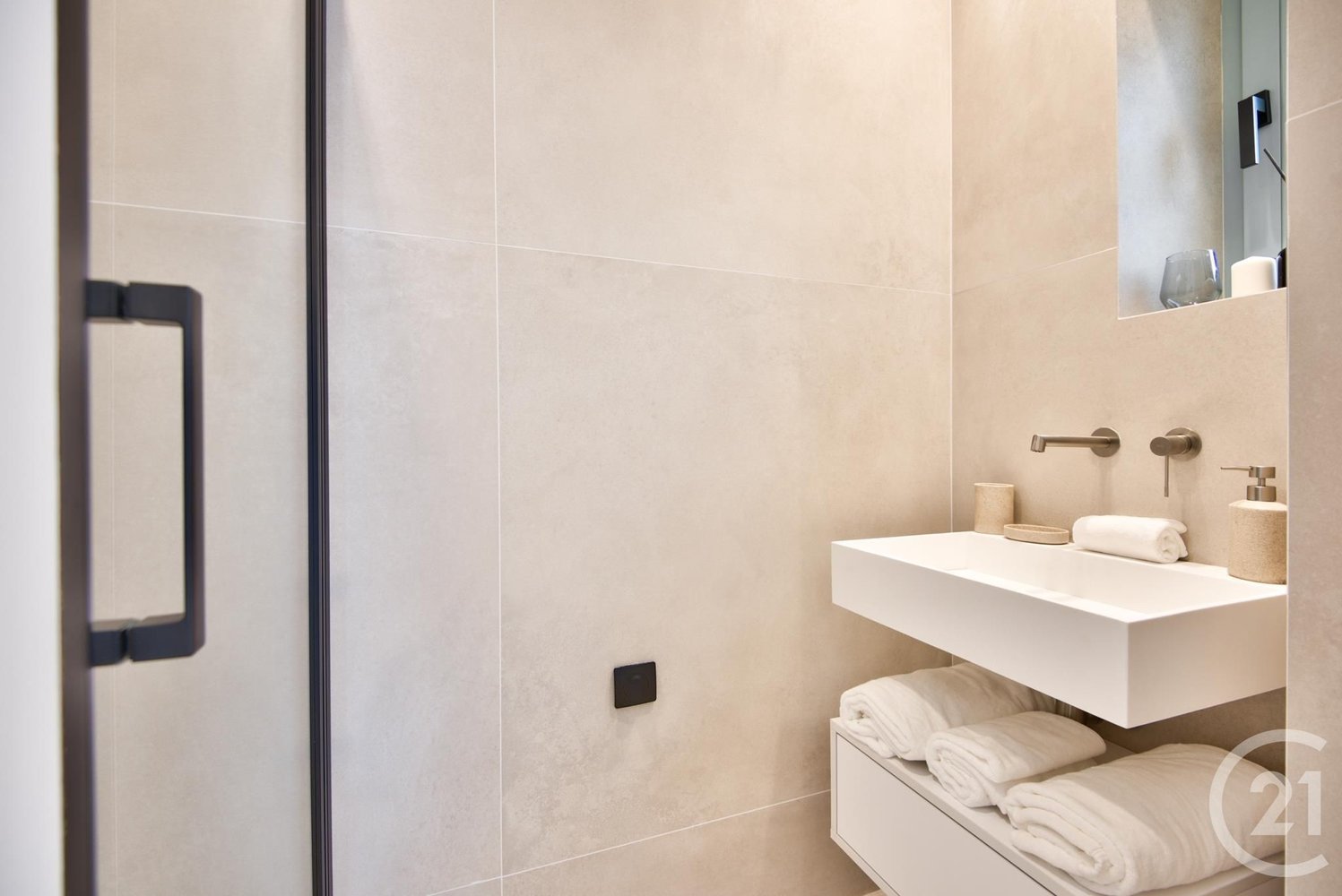 Property photo in Port