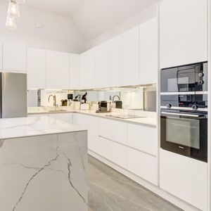 Property in Carre d'Argent