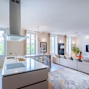 Property in Carre d'Argent
