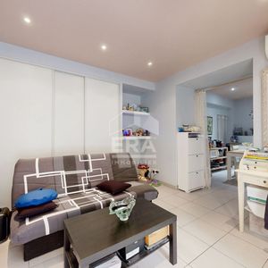 Property in Carre d'Argent