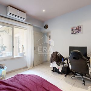 Property in Carre d'Argent