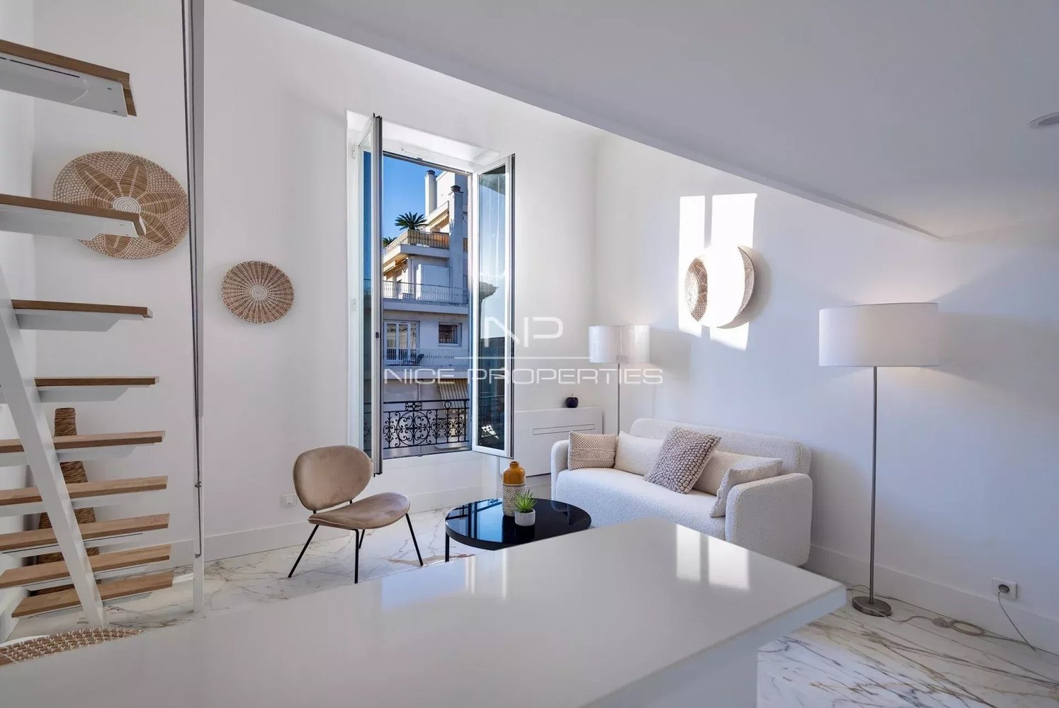 Property photo in Carre d'Argent