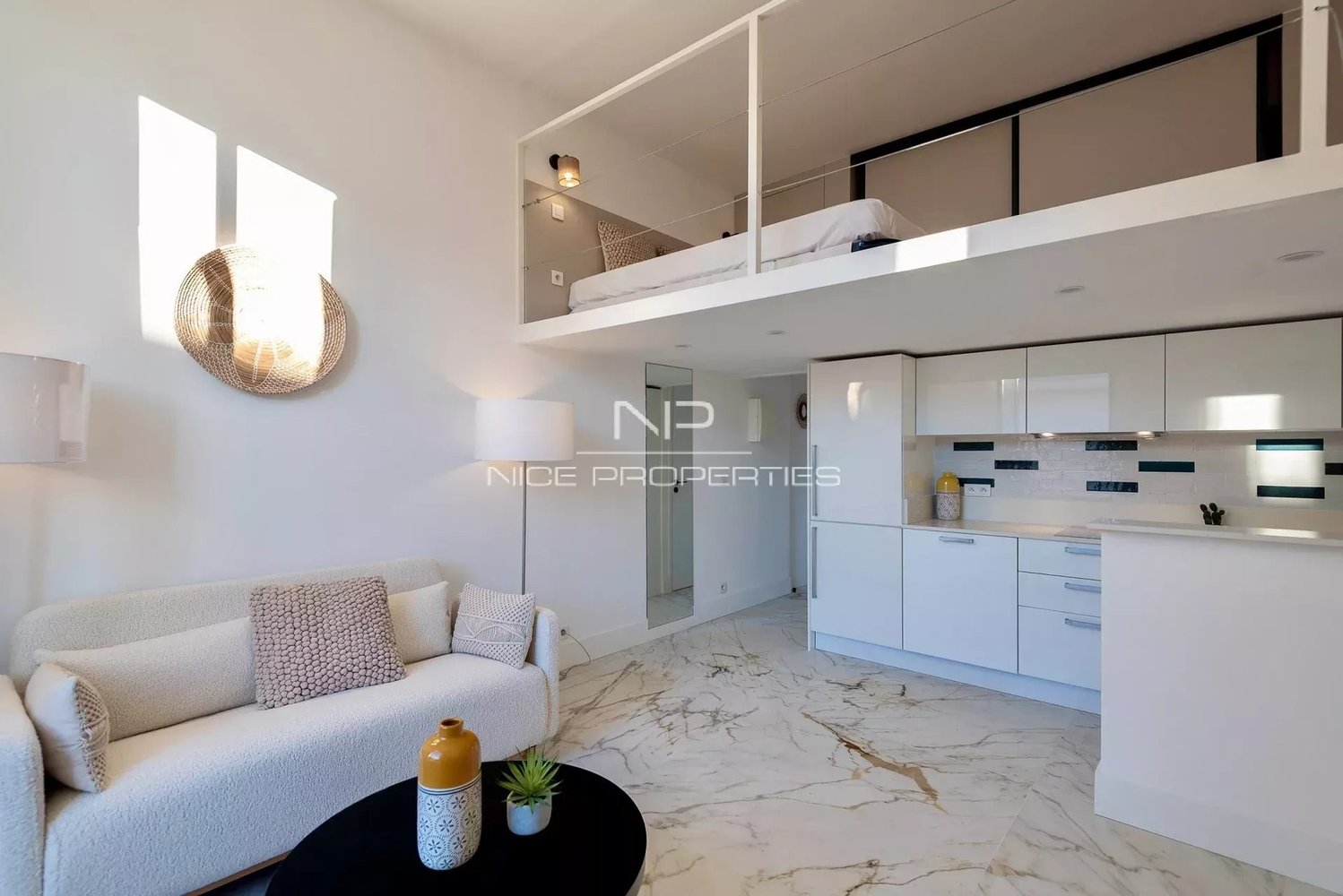 Property photo in Carre d'Argent