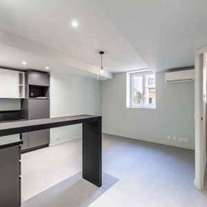 Property in Carre d'Argent