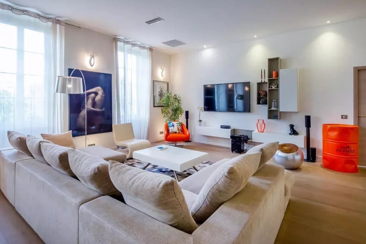 Property photo in Carre d'Argent