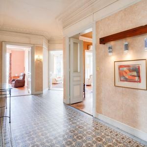 Property in Carre d'Argent