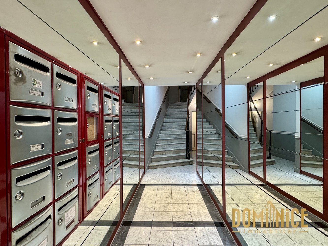 Property photo in Carre d'Argent