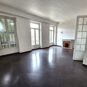 Property in Carre d'Argent