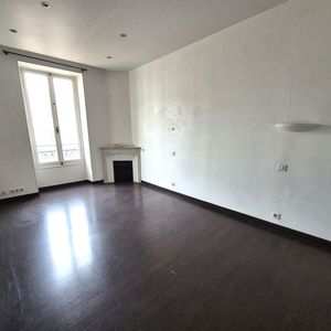 Property in Carre d'Argent