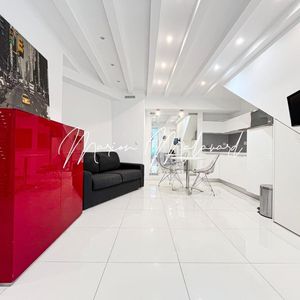 Property in Carre d'Argent