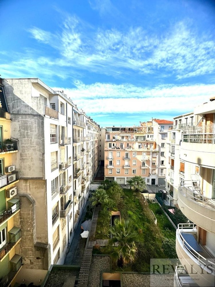 Property photo in Carre d'Argent