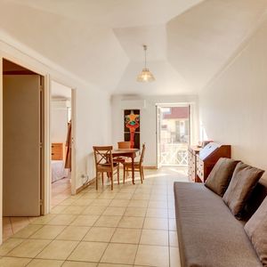 Property in Carre d'Argent