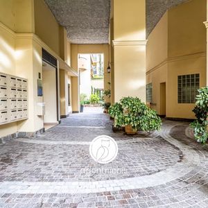 Property in Carre d'Argent