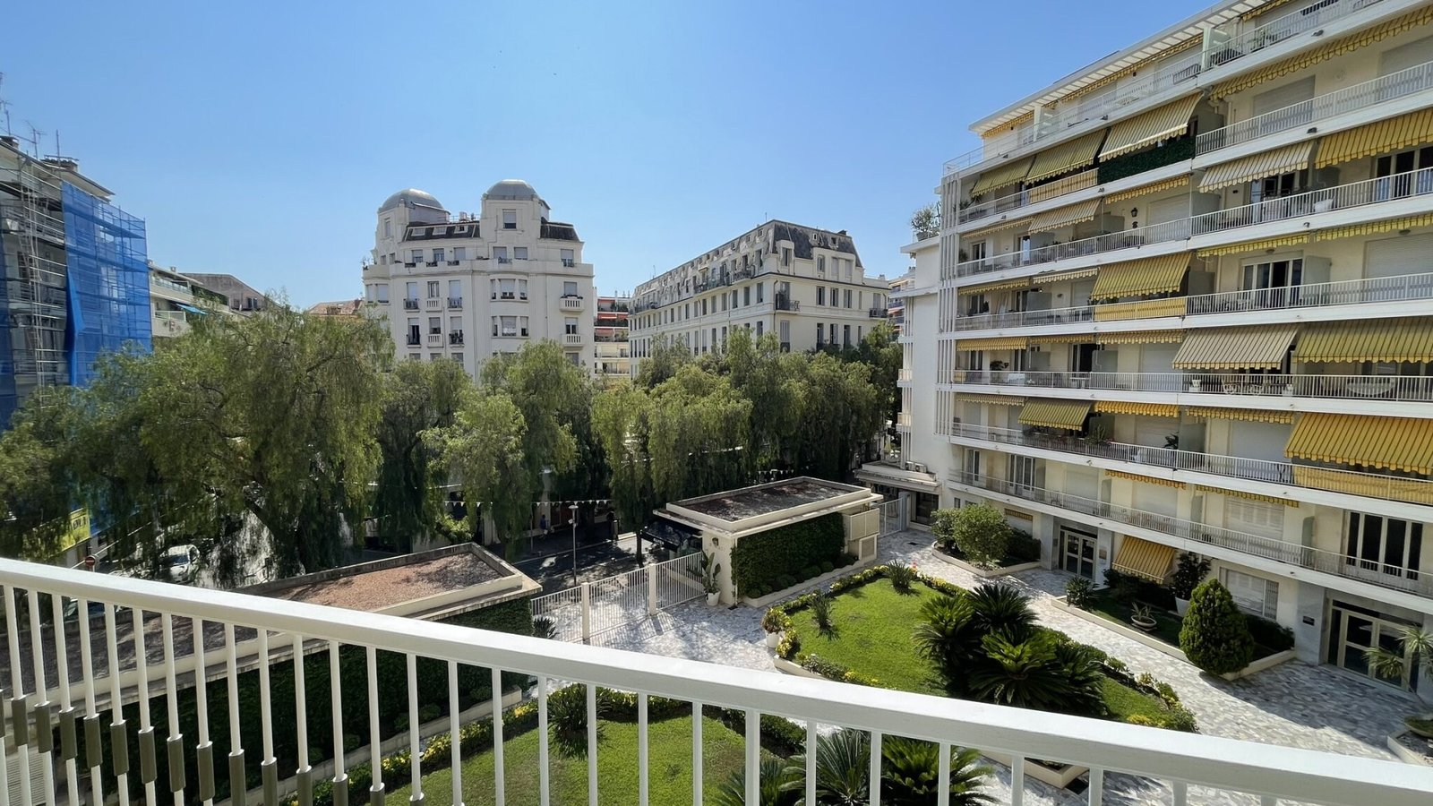 Property photo in Carre d'Argent