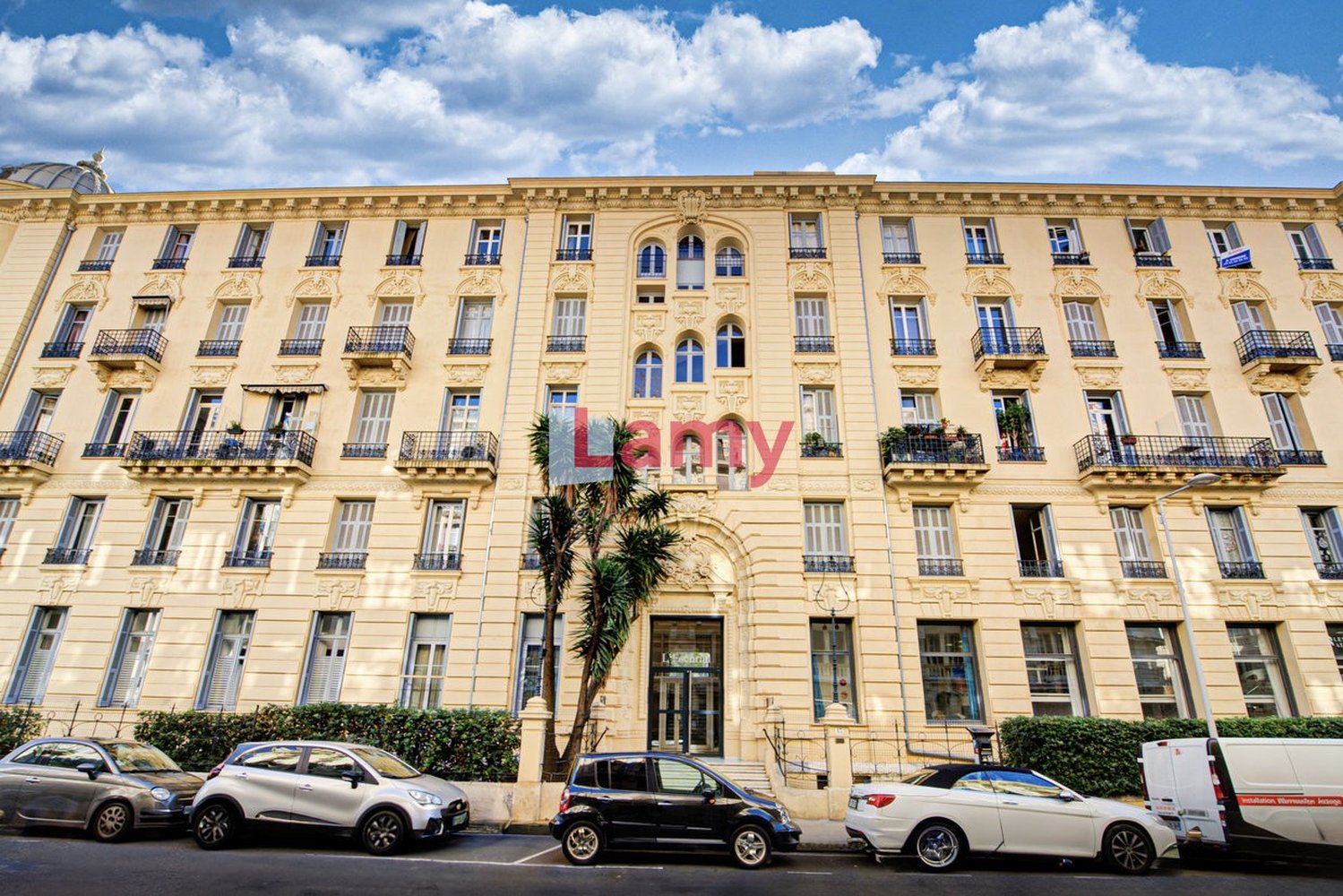 Property photo in Carre d'Argent