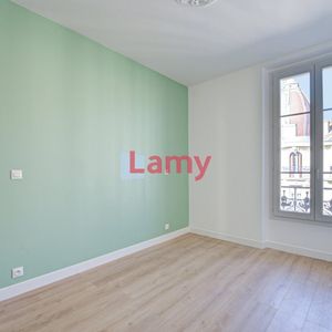 Property in Carre d'Argent