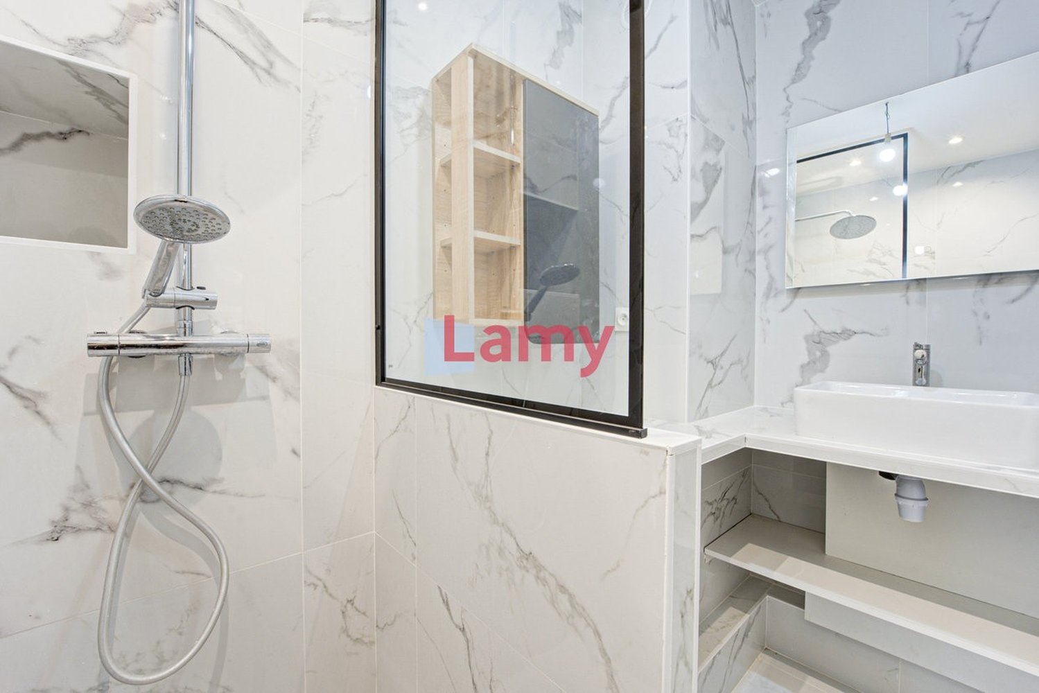 Property photo in Carre d'Argent