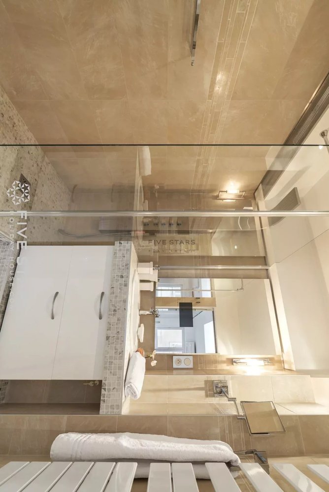Property photo in Carre d'Or