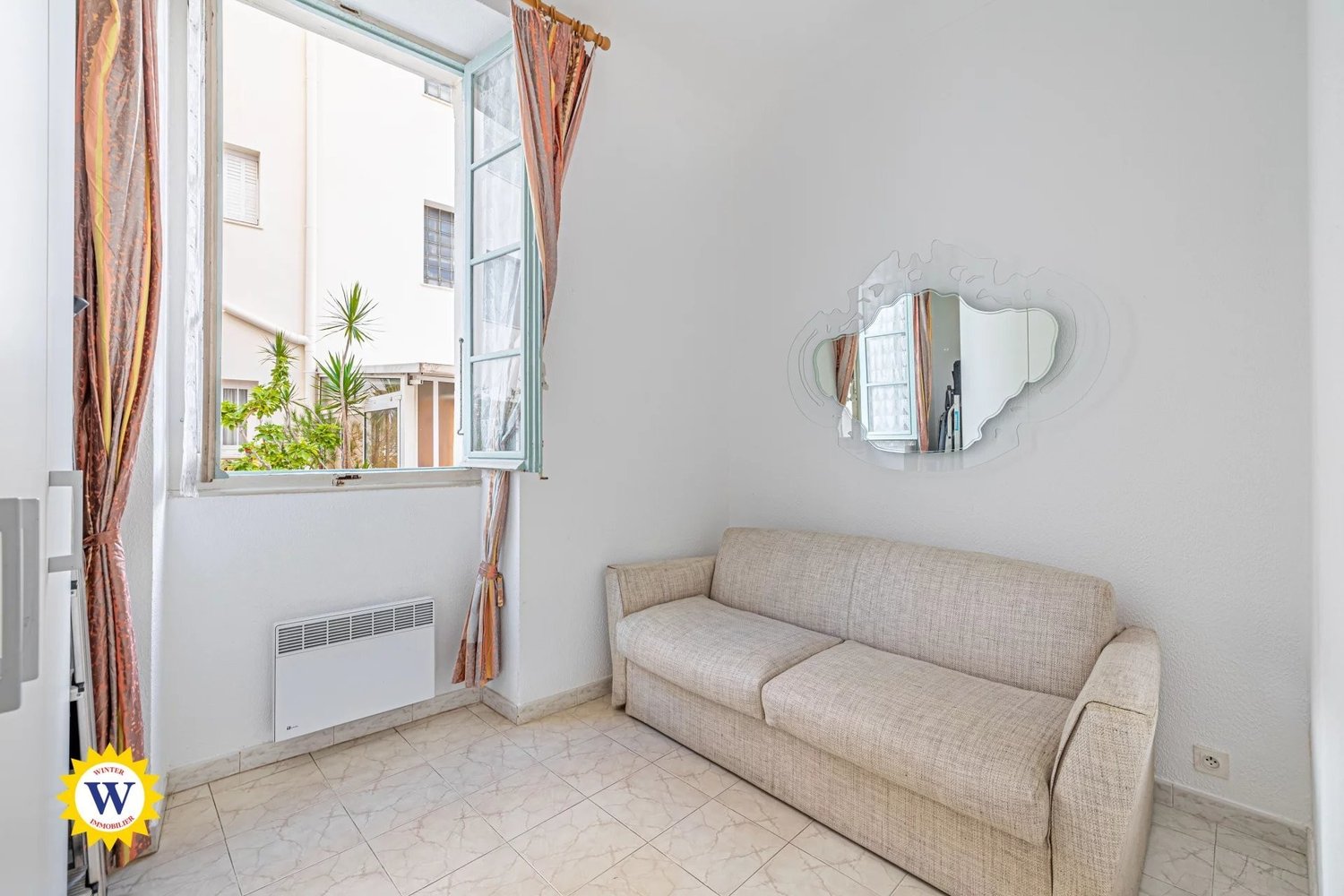 Property photo in Carre d'Or