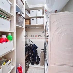 Property in Carre d'Or