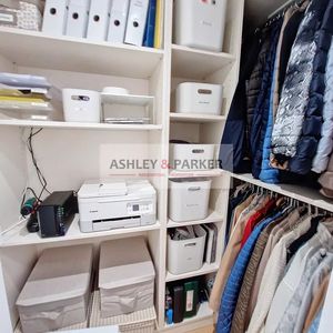 Property in Carre d'Or