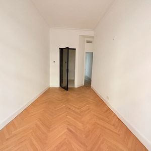 Property in Carre d'Or