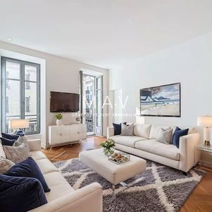 Property in Carre d'Or