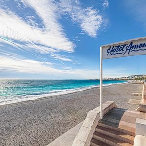 Property in Carre d'Or