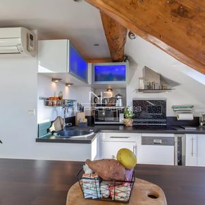 Property in Carre d'Or