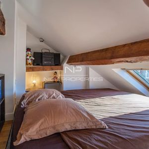 Property in Carre d'Or