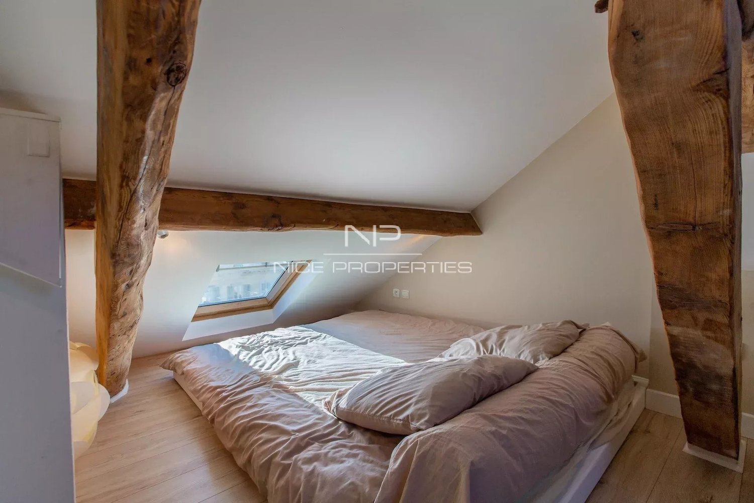 Property photo in Carre d'Or