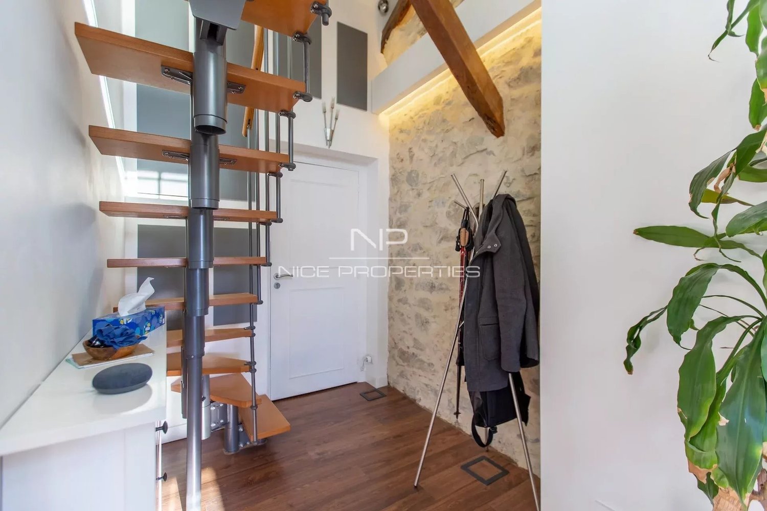 Property photo in Carre d'Or