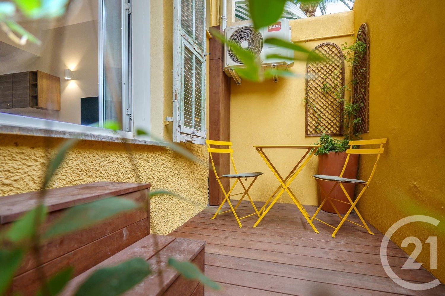 Property photo in Musicians Quarter