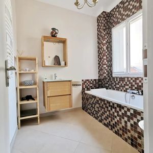 Property in Musicians Quarter