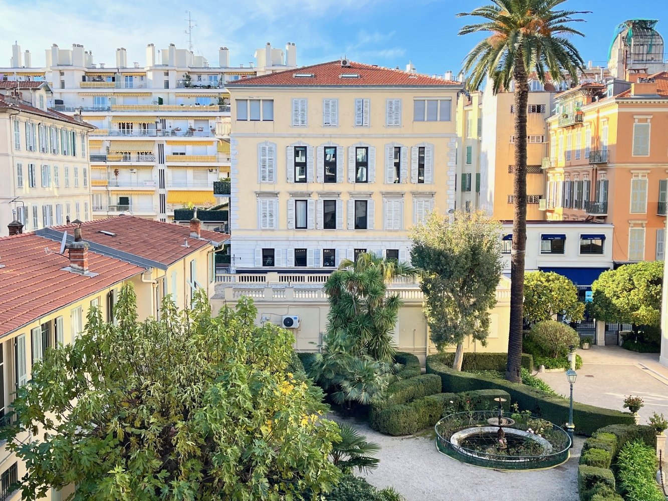 Property photo in Carre d'Argent