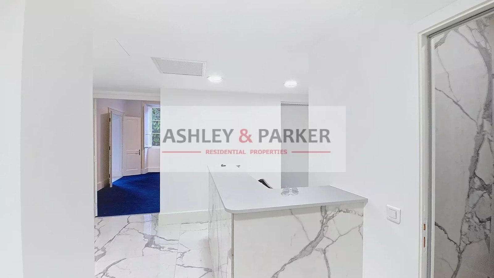 Property photo in Carre d'Argent